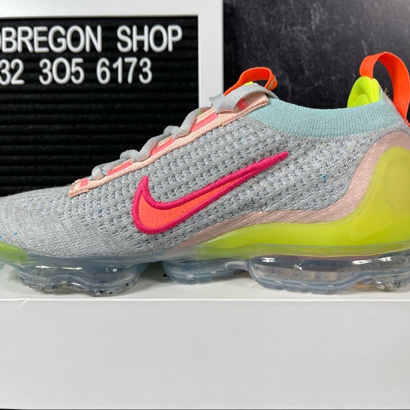 NIKE AIR VAPORMAX 2021 FLYKNIT NEON WOMENS RUNNING SHOES SIZE 5.5 GRAY NEW - Picture 8 of 10